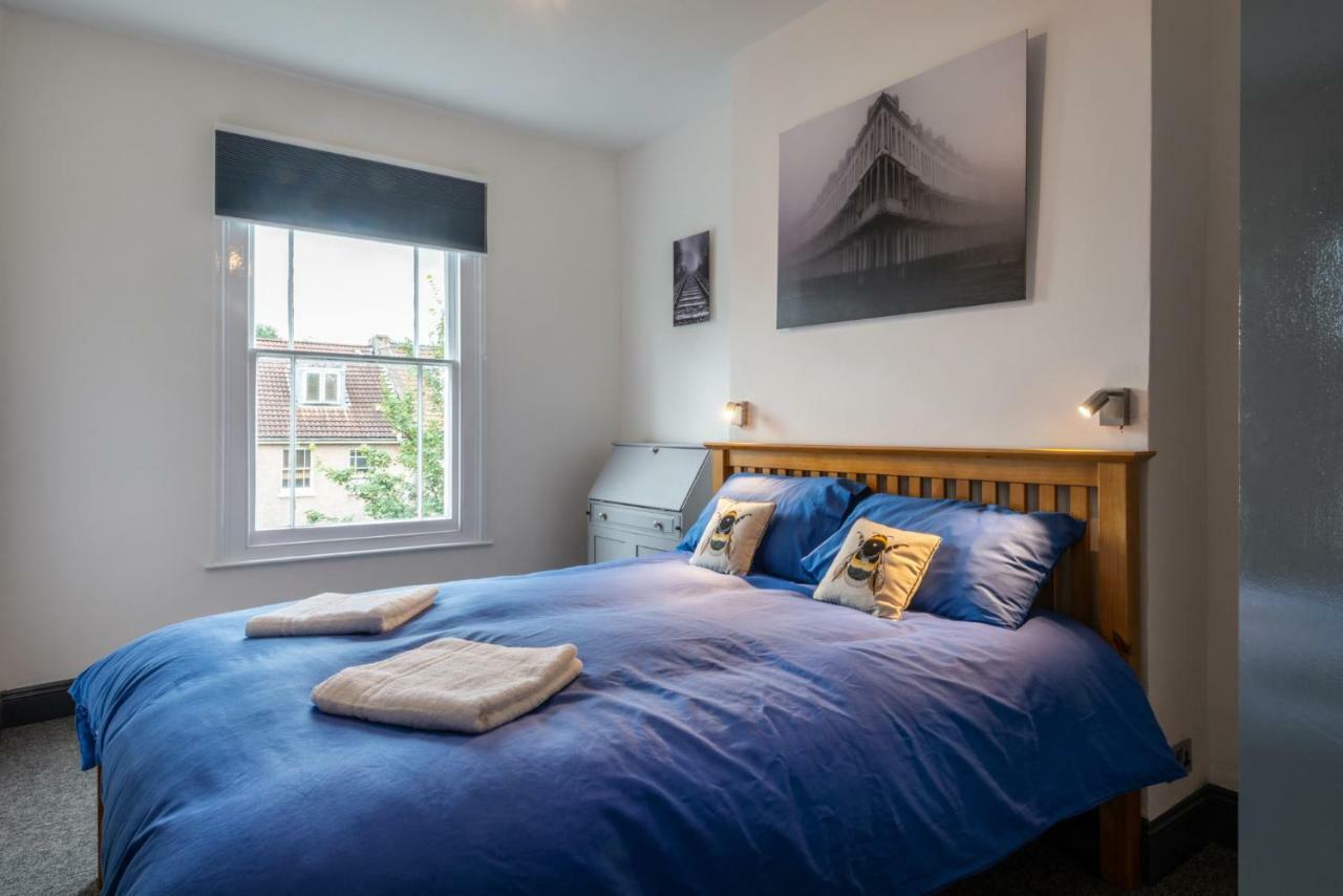 144 Lower Cheltenham Place Hotell Bristol Eksteriør bilde