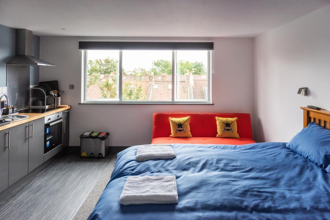 144 Lower Cheltenham Place Hotell Bristol Eksteriør bilde